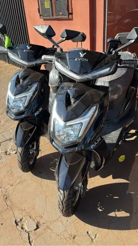 Scooter elétrica EVON pulse