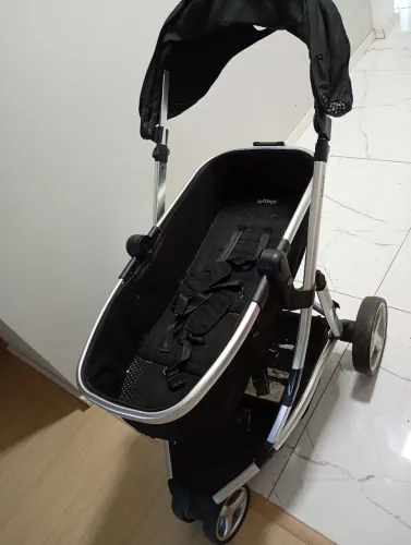 Carrinho de bebê