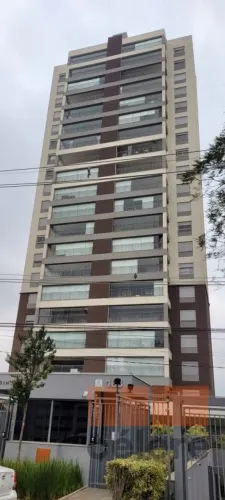 EXCELENTE APARTAMENTO EM LOCALIZAÇÃO PRIVILEGIADA PARA LOCAÇÃO.