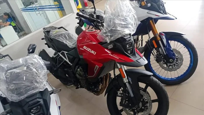 SUZUKI V-STROM 800