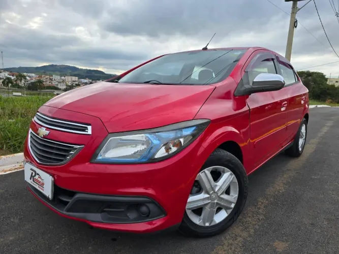 Chevrolet Onix Hatch LT 1.4 8V Flex Power Mec. 4P 2013