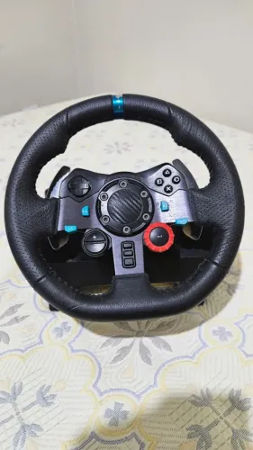 Volante Logitech G29 Driving Force com Pedais - PS/PC