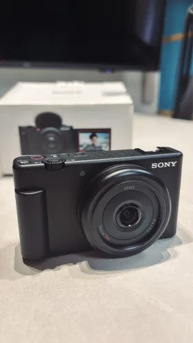 CAMERA SONY ZV1F (estado de nova)