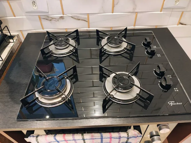 Fogão Cooktop de Embutir a Gás Fischer 4 Bocas Vidro Temperado Preto Bivolt