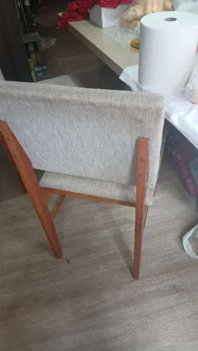 Mesa com 4 cadeiras