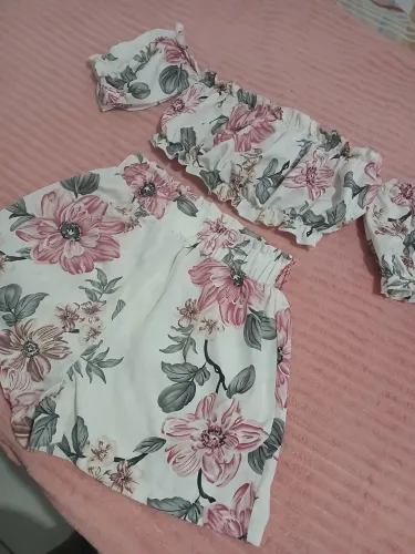 Roupas semi novas