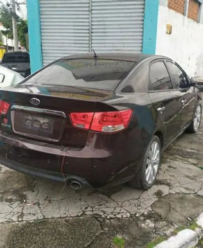 Sucata / Cerato  automático 2011