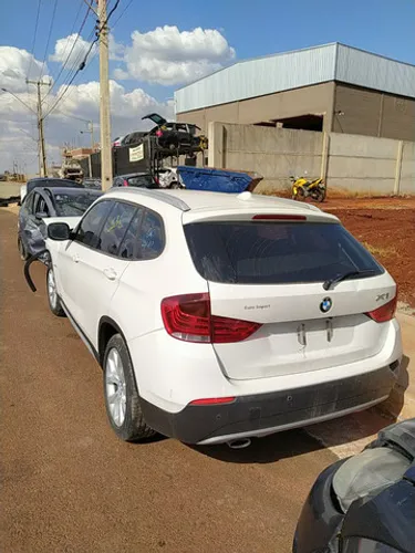 Sucata BMW X1 1.8 aspirada 2012