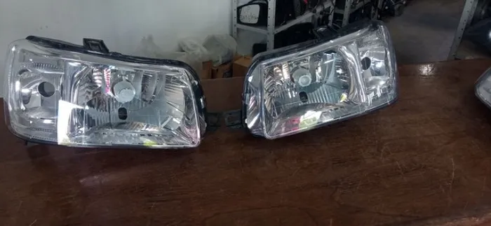 Farol uno fire Fiorino até 2005  2012