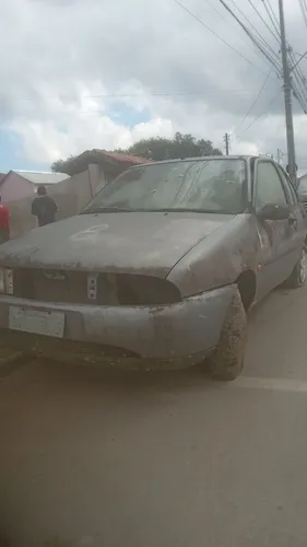Fiesta Courier 1996 SUCATA 