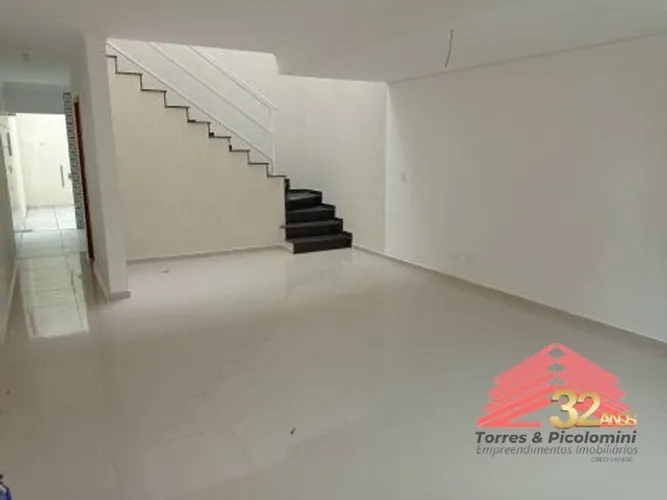 Sobrado Vila Formosa, 3 suítes com armários,sala ampla ,lavabo,cozinha planejada, 2 vagas 