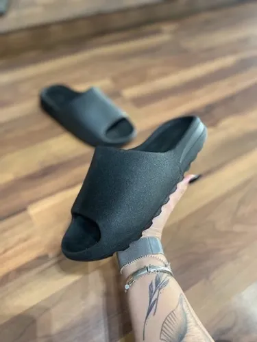 Sandália Yeezy Slide - Premium vn
