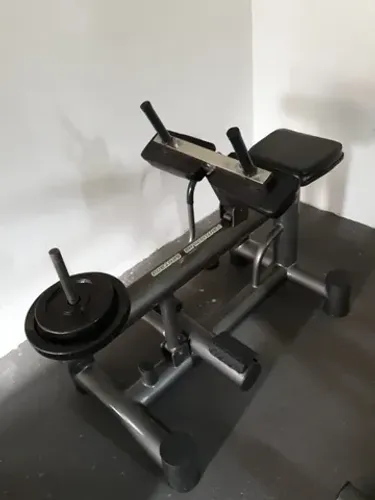 ACADEMIA EM GERAL (MÁQUINAS E EQUIPAMENTOS )
