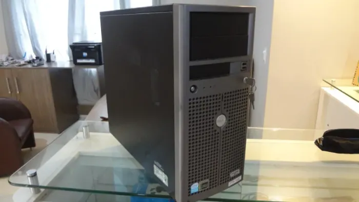 Servidor Power Edge 840 Pentium D 4GB HD250GB 1TB
