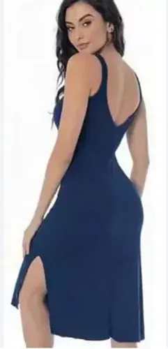 Vestido Canelado com Fendas 