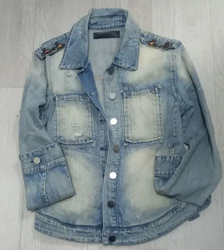 Jaqueta jeans  desbotada