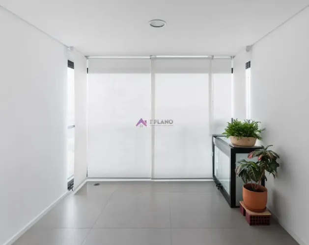 Studio para venda na Aclimação, 33 m² com 1 dormitório e 1 vaga de garagem