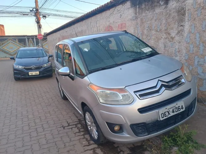 Citroën C3 picasso exclusive 2012/12 manual.