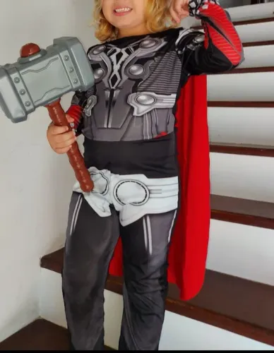 Fantasia Thor ou Super homem