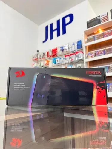 Mousepad Gamer Redragon Crater com Led e Carregador Indução | Loja Fisica Curitiba