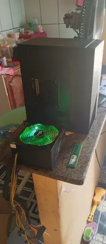 Fonte de 500w + Gabinete + Memória Ram 