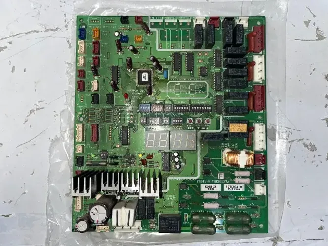 PLACA HITACHI (17B30410)