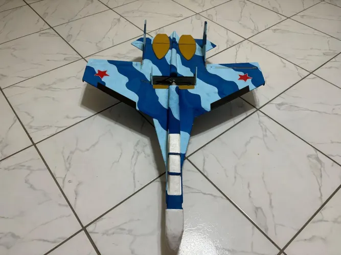 Aeromodelo elétrico jato