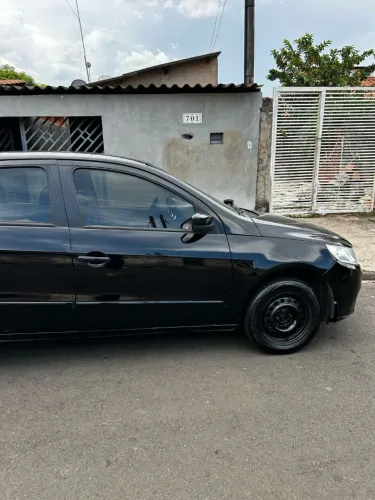 Volkswagen Voyage 1.0/1.0 City MI Total Flex 8V 4P 2010