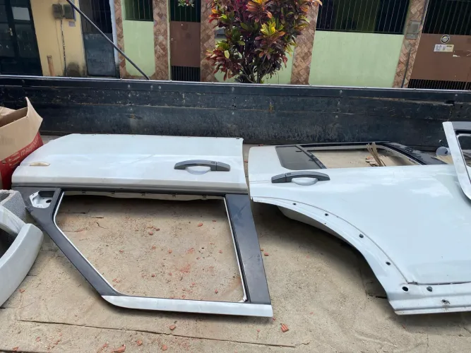 Jogo de porta Discovery 4 2011