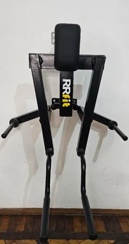 Deltoide em Pé Fixo na Parede - RRFIT | Como Novo!