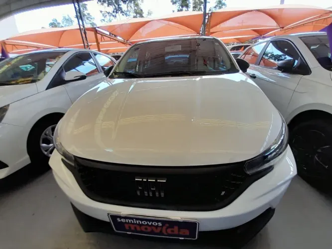 Fiat Argo 1.0 6V Flex. 2024