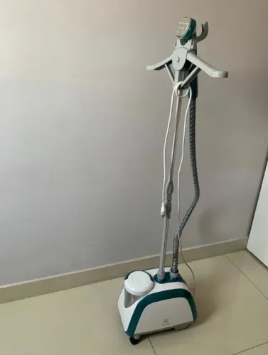 steamer / passadeira a vapor electrolux 