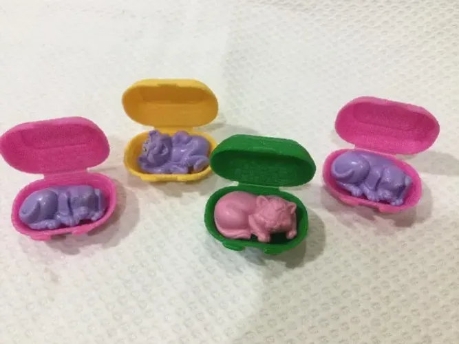 Miniaturas Kinder Ovo Filhotes No Cestinho Anos 90 Kit 4 Unidades