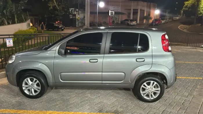 Fiat Uno Vivace/rua 1.0 EVO Fire Flex 8V 5P 2015