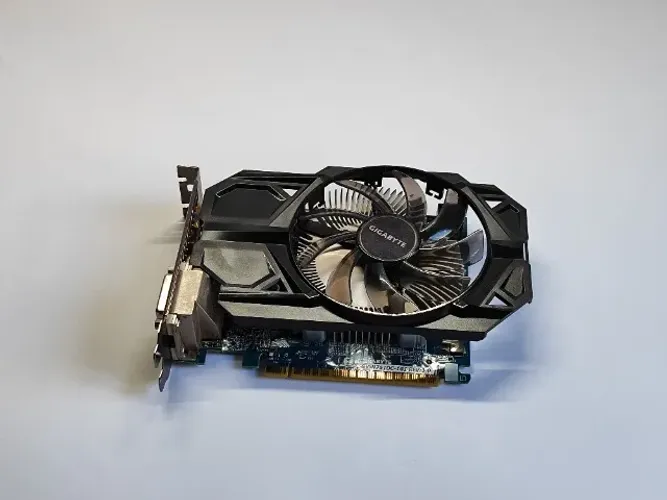 Placa de vídeo GTX 750 Ti 1gb 128-bit