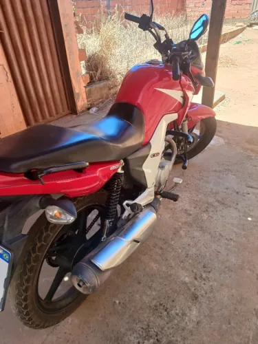 Titan 150 a mais completa da categoria 