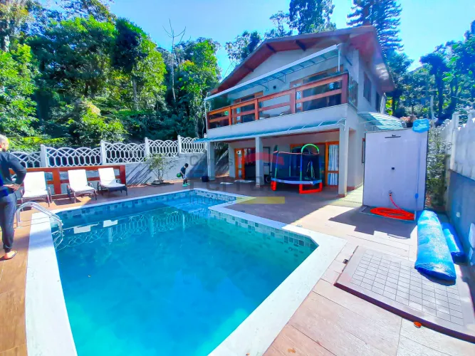 Casa no Condomínio Parque Suíça, Serra da Cantareira