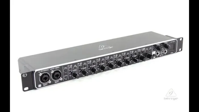 Interface de áudio UMC-1820 USB Behringer