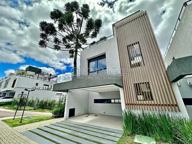 Casa com 3 quartos para alugar, Santa Felicidade, House Parise, Curitiba - PR | Confiancce