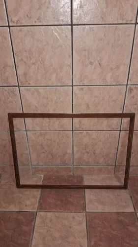 Moldura para quadro cor mogno