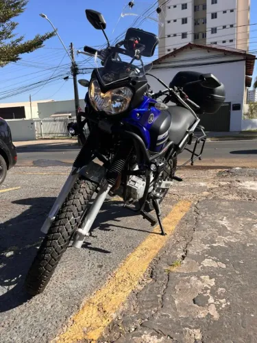 Ténéré 250 2018/2019- vendo ágio ou troco por carro.