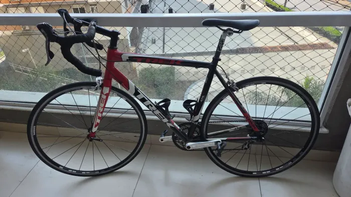 Bicicleta Speed TREK ALPHA 2.1