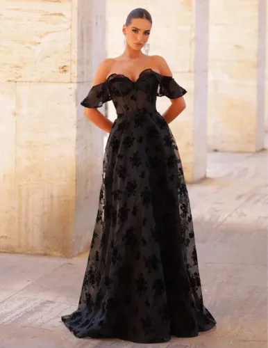 Vestido de gala preto