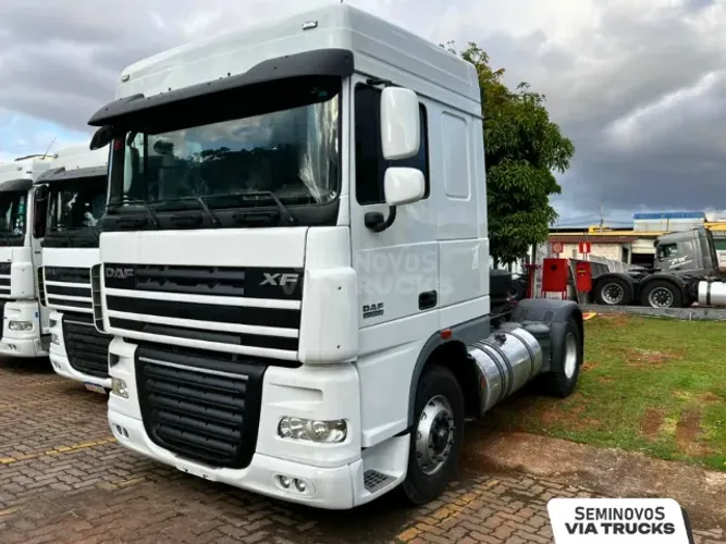 Caminhão DAF XF 460 4x2 2020/2020 - Cavalo Toco