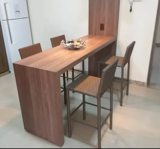 Banqueta alto padrão - Fibra sintética (unidade)