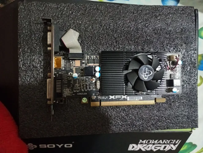 RADEON R5 230A 2GB HDMI VGA E DVI GDDR3