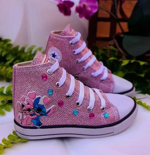 Tênis All-Star do Stitch Infantil - Nº 26 e 30 - NOVOS!<br>