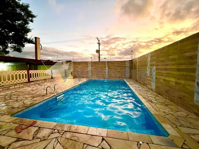 Apartamento com 2 dormitórios à venda, 60 m² por R$ 360.000,00 - Martim de Sa - Caraguatat