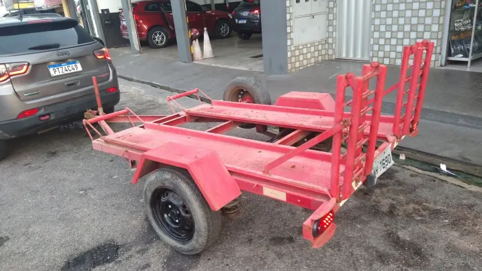 Aluga-se reboque para quadriciclo