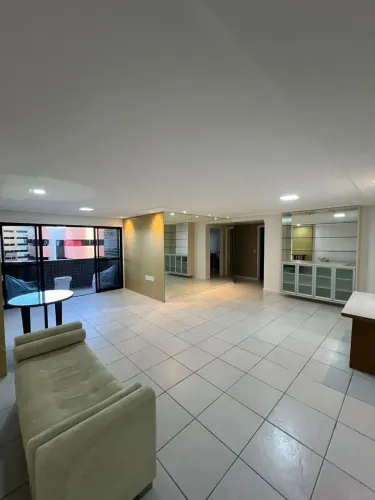 ALUGO APARTAMENTO COM 3 QUARTOS SEMIMOBILIADO NA PONTA VERDE